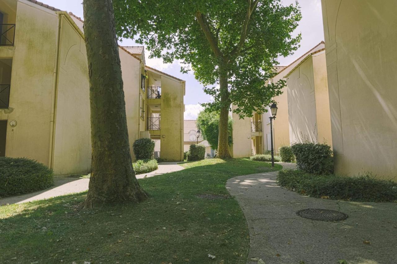Luka'S Charming Apartment Near Disneyland Magny-le-Hongre Εξωτερικό φωτογραφία